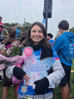 En mémoire de Clara, l'association Marie Notre Étoile et les bénévoles aident la recherche contre les cancers pédiatriques.